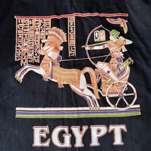 Vintage made in Egypt cotton graphic tee - Picture 3 of 6